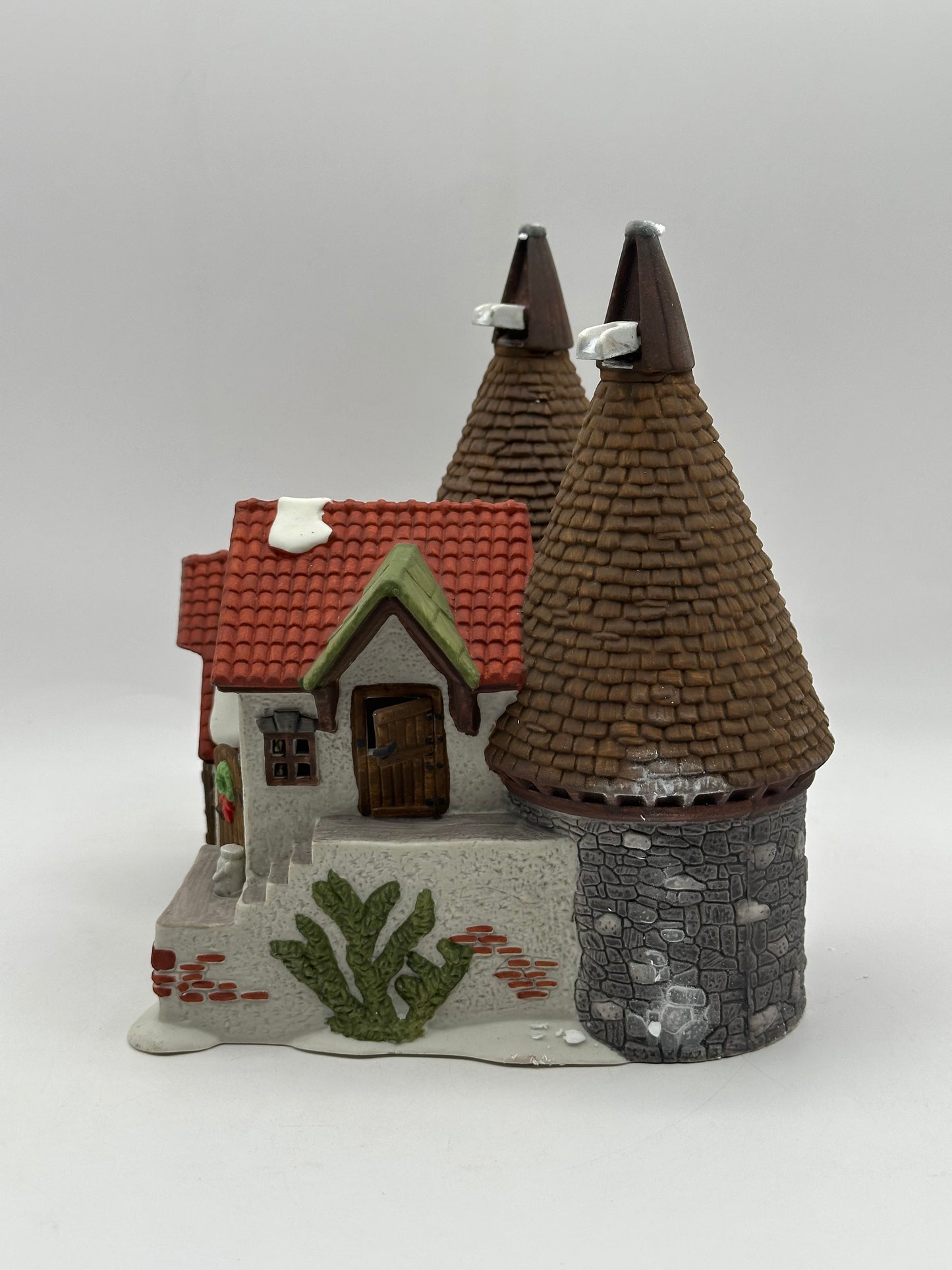 Dept 56 Dickens’ Village Bishops Oast House