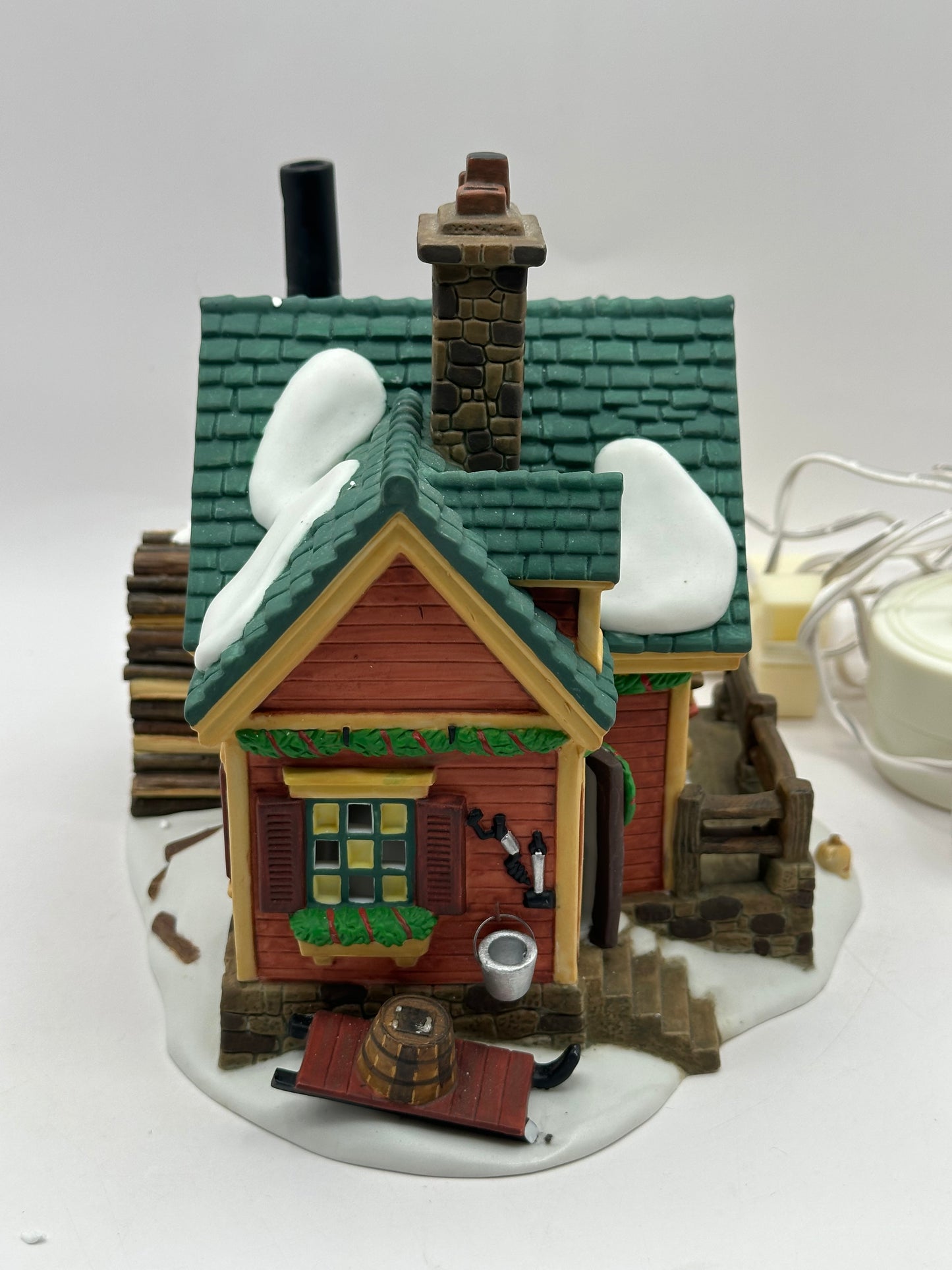 Dept 56 New England Village Steen’s Maple House