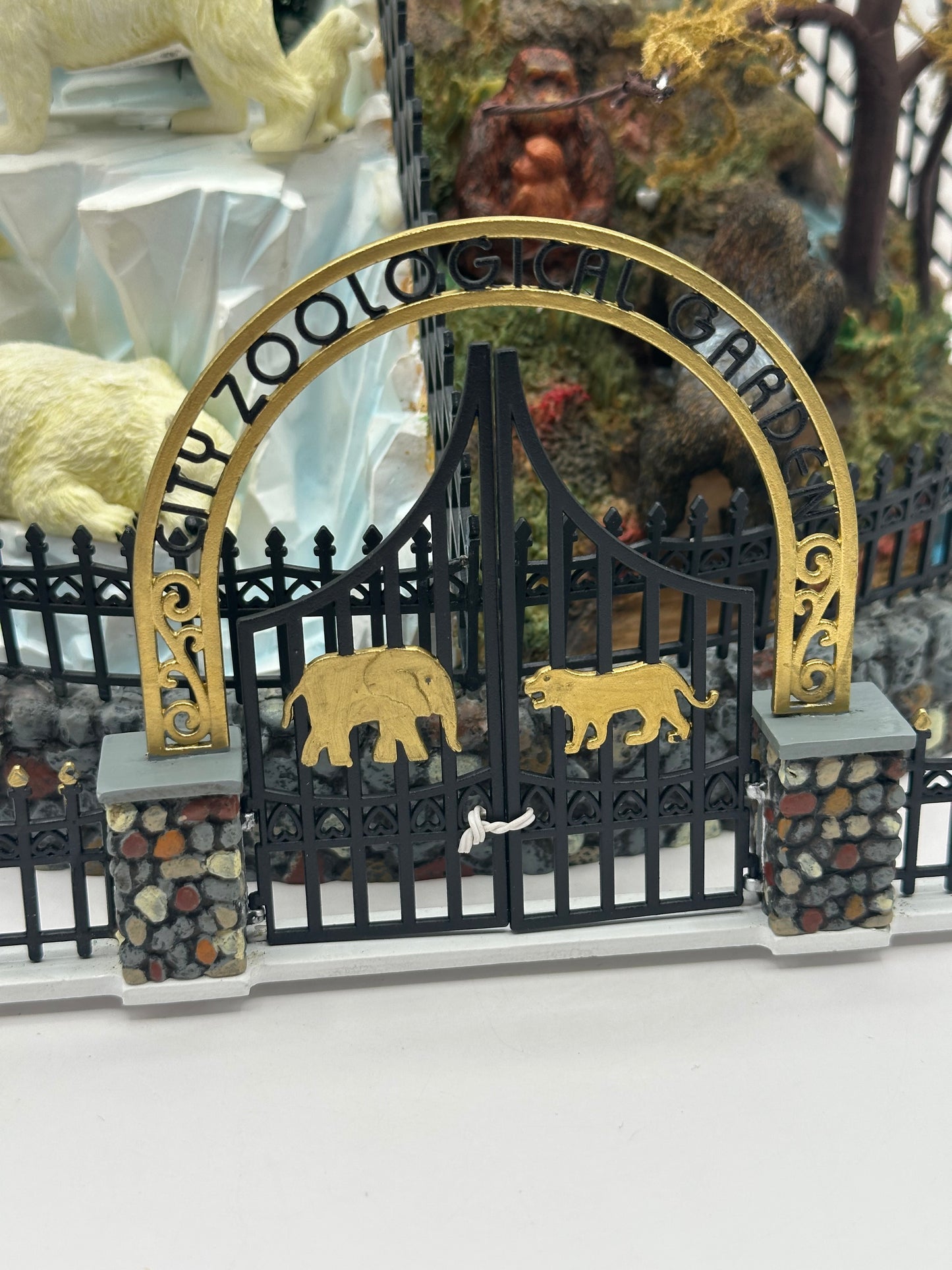 Dept 56 Christmas in the City - City Zoological Garden