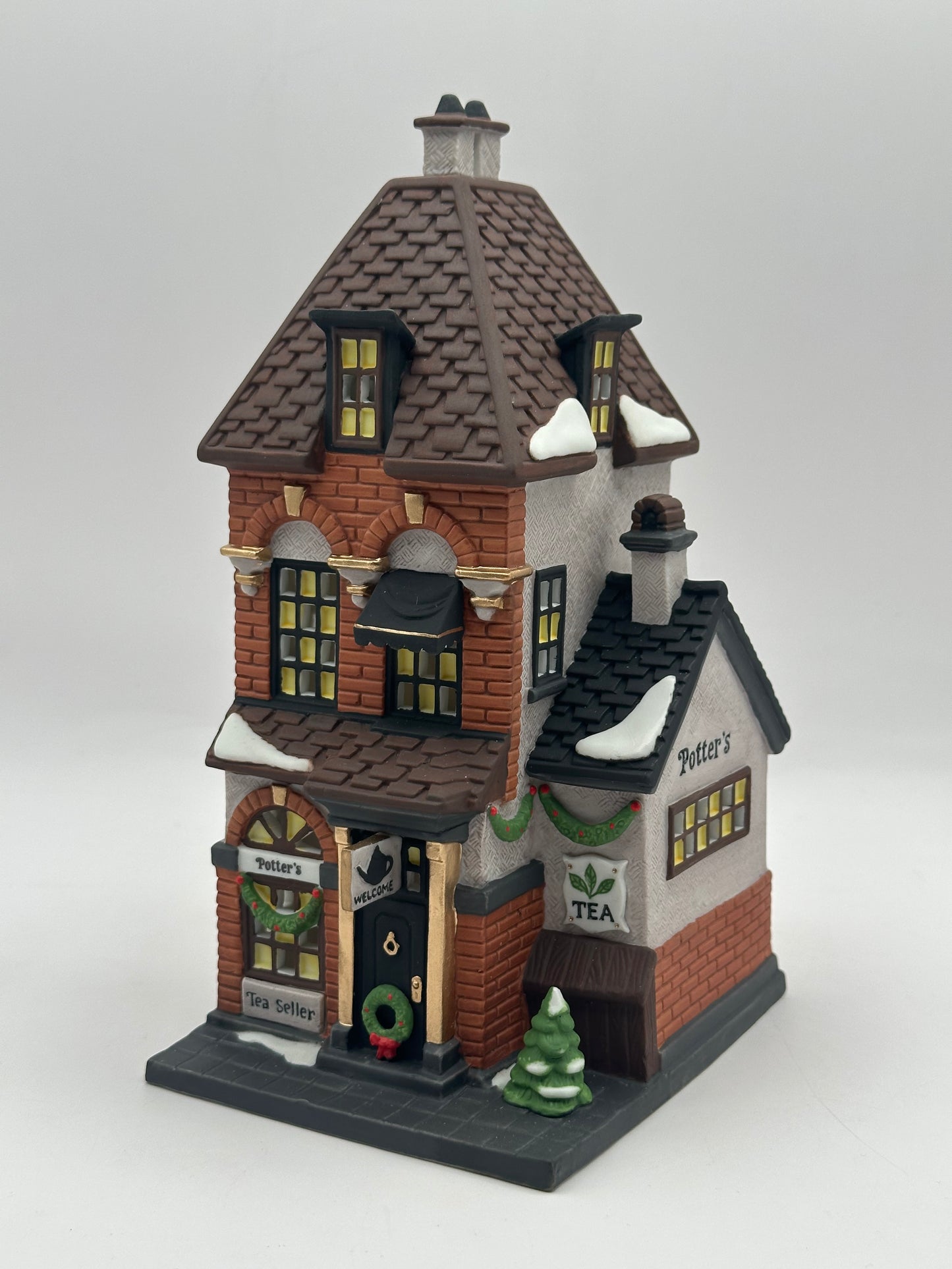 Dept 56 Christmas in the City Potter’s Tea Seller