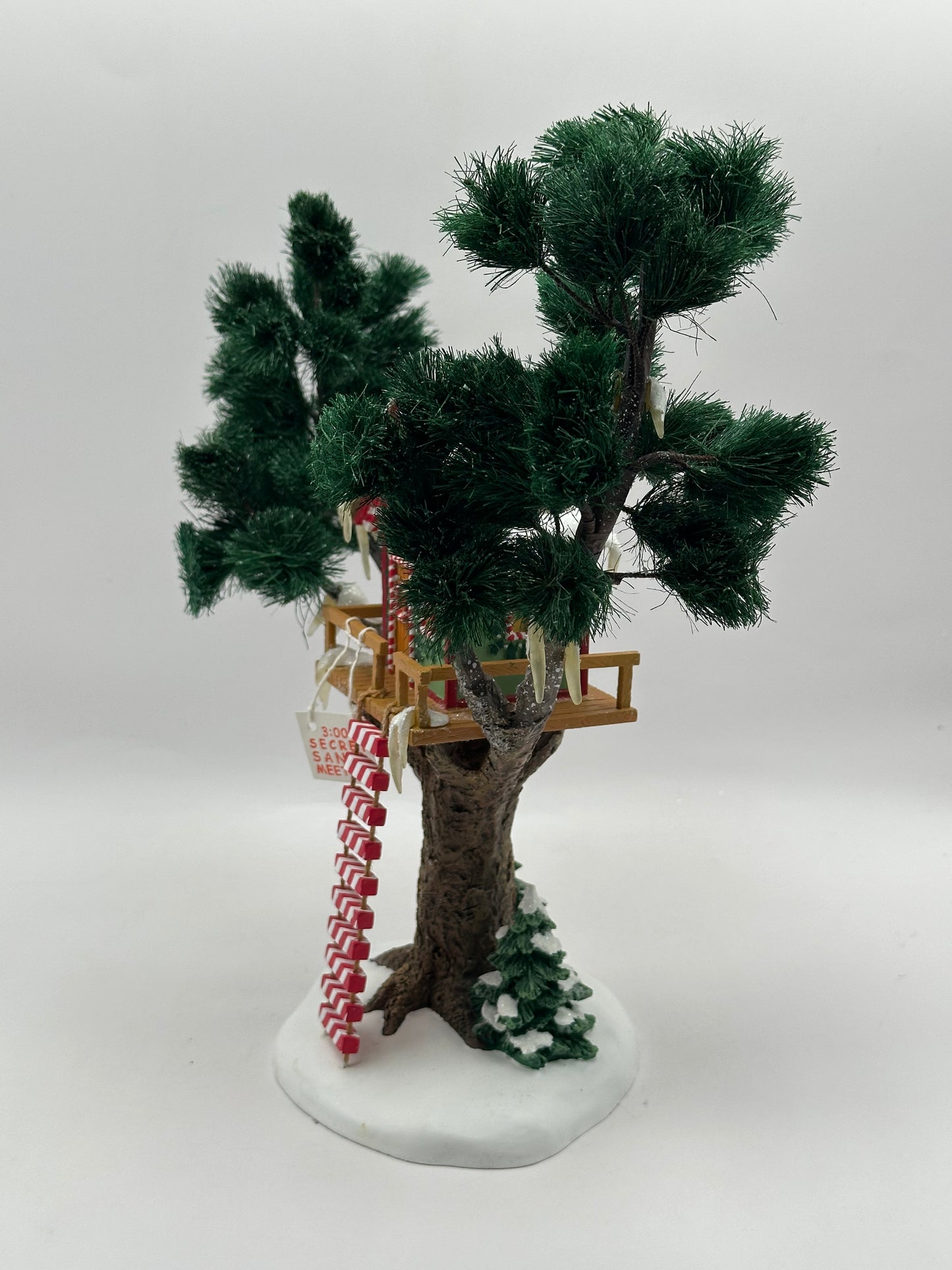 Dept 56 North Pole Series Elf Tree House