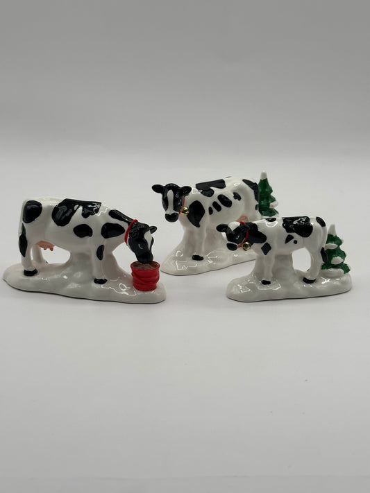 Dept 56 Original Snow Village A Herd of Holiday Heifers