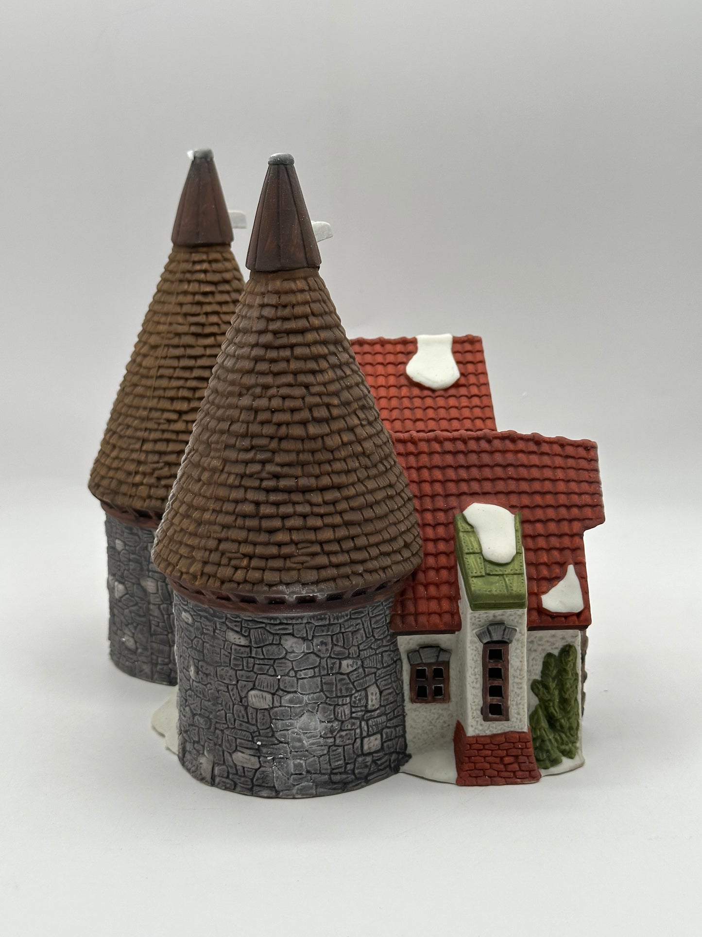 Dept 56 Dickens’ Village Bishops Oast House