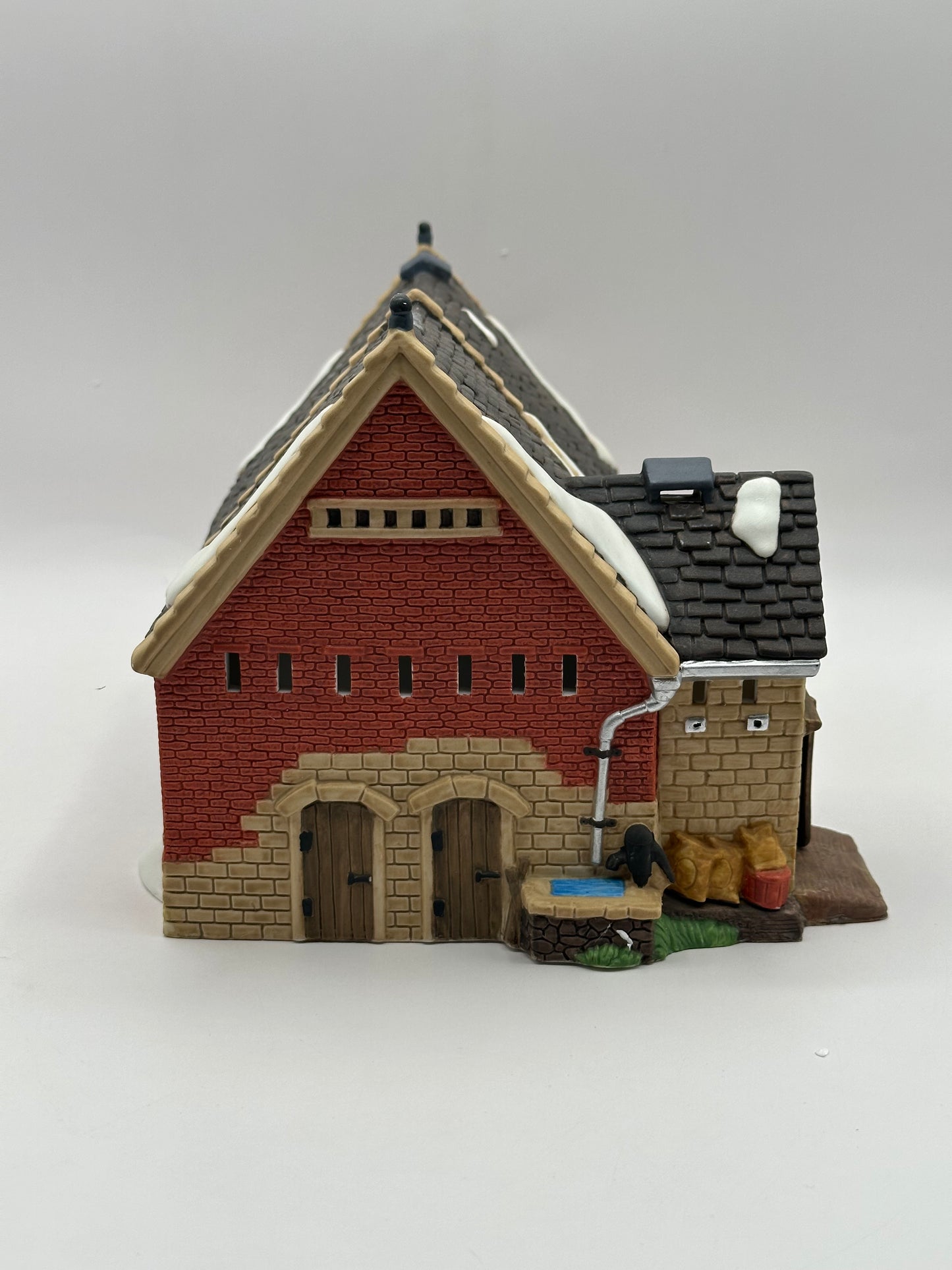 Dept 56 Dickens’ Village Butter Tub Barn