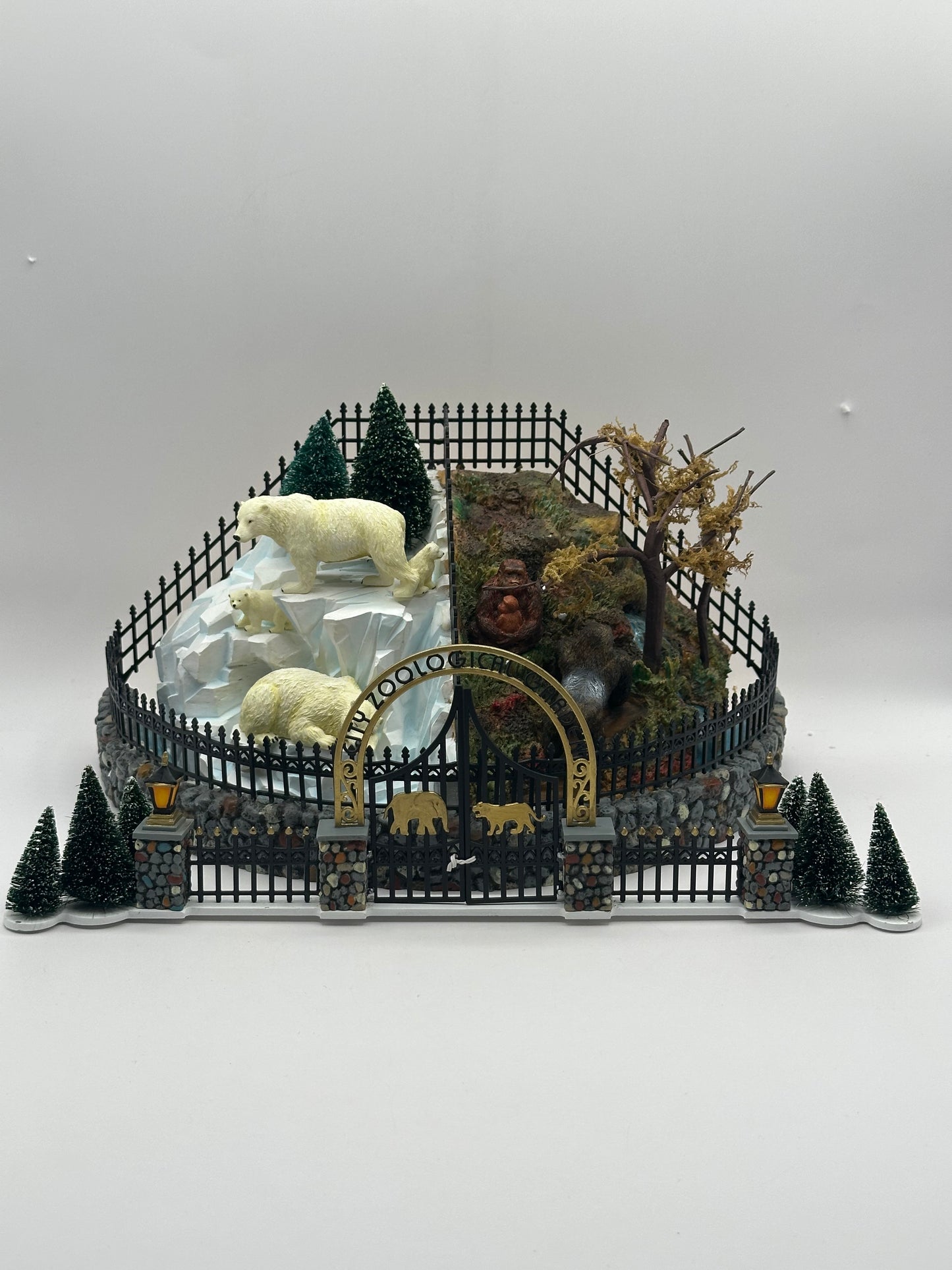 Dept 56 Christmas in the City - City Zoological Garden