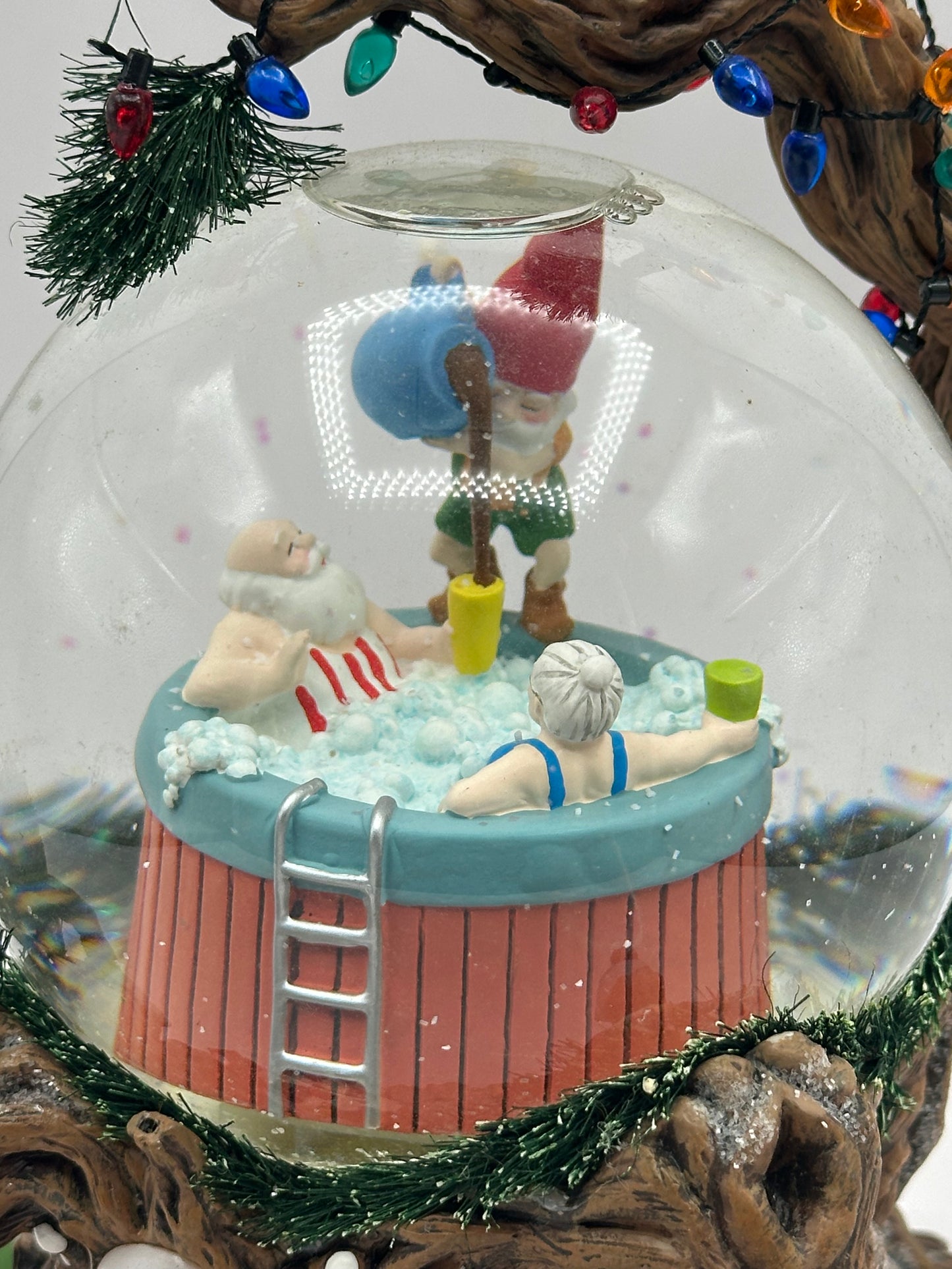 Dept 56 North Pole Woods Santa’s Hot Tub