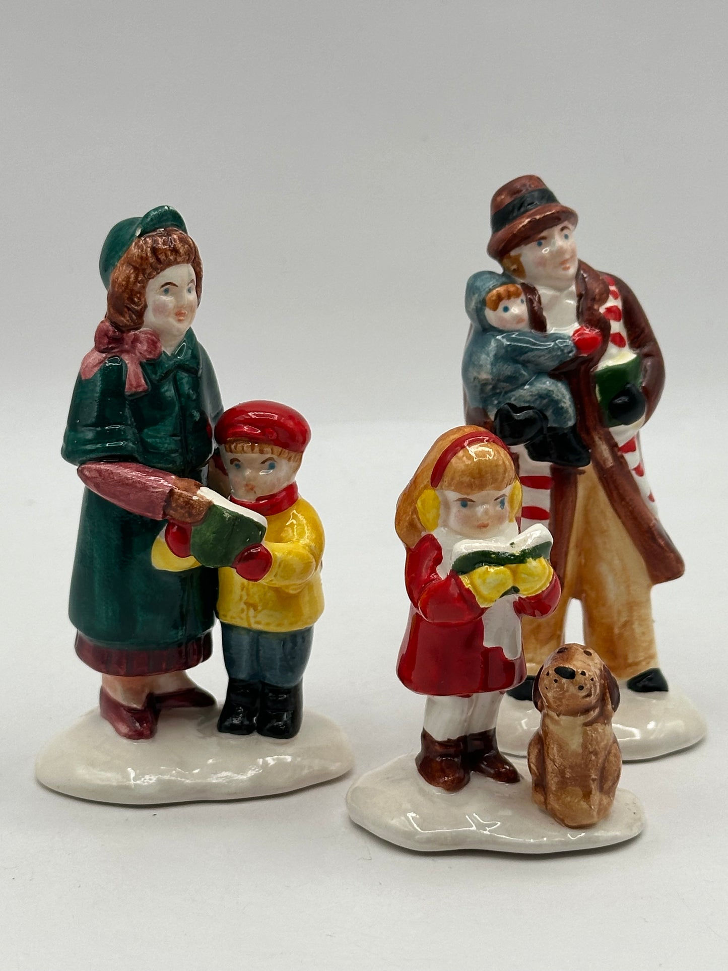 Dept 56 Original Snow Village Caroling Family