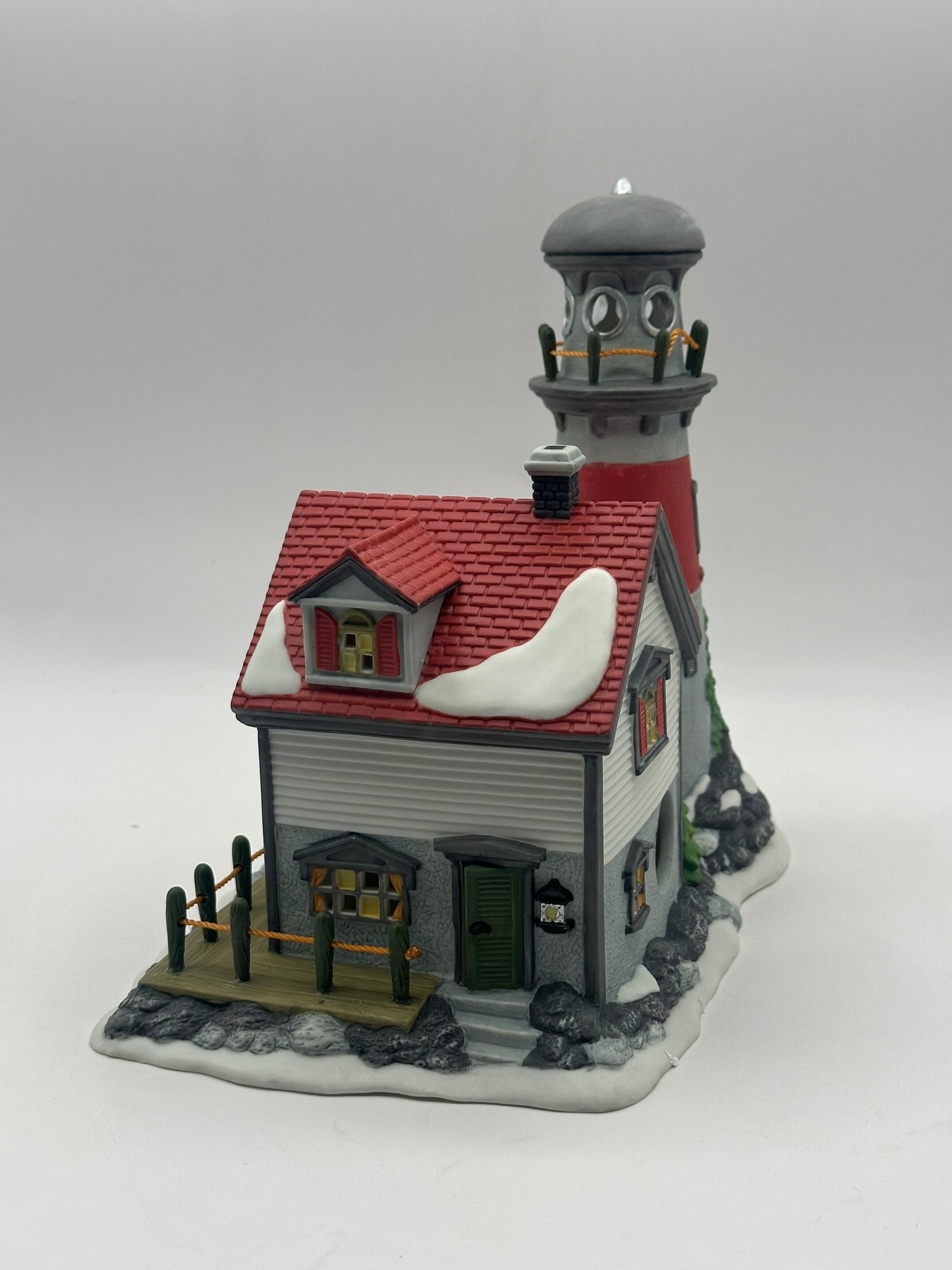 Dept 56 New England Village Pigeonhead Lighthouse