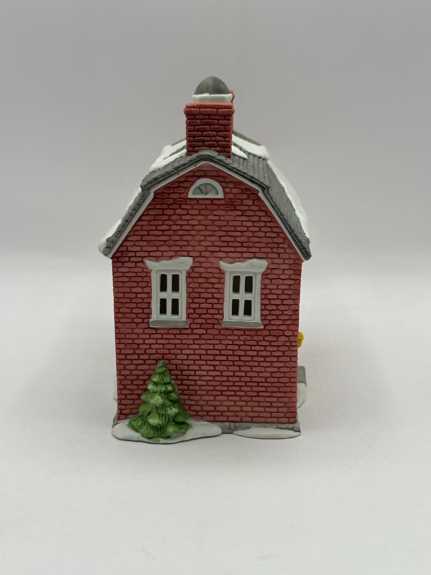 Dept 56 New England Village Brick Town Hall