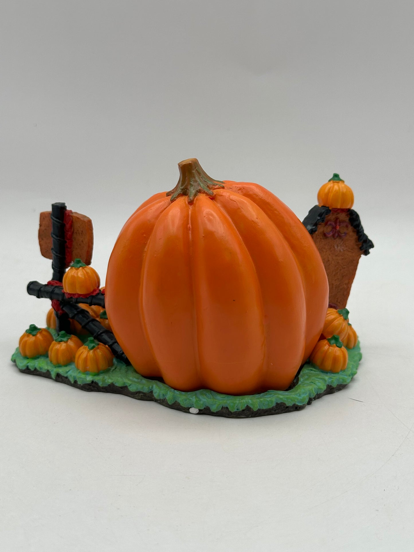 Lemax Sugar ‘N Spice Candy Pumpkin Patch