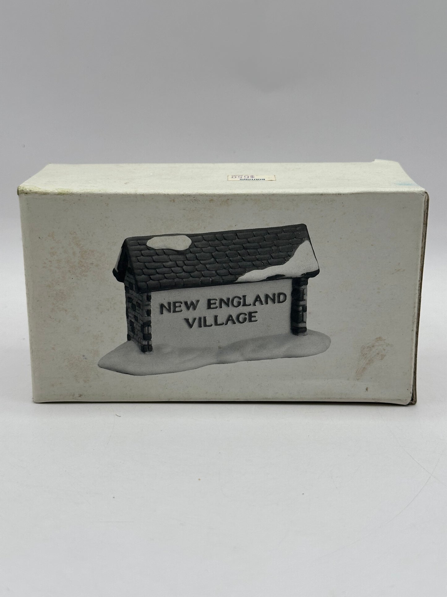 Dept 56 New England Village Sign