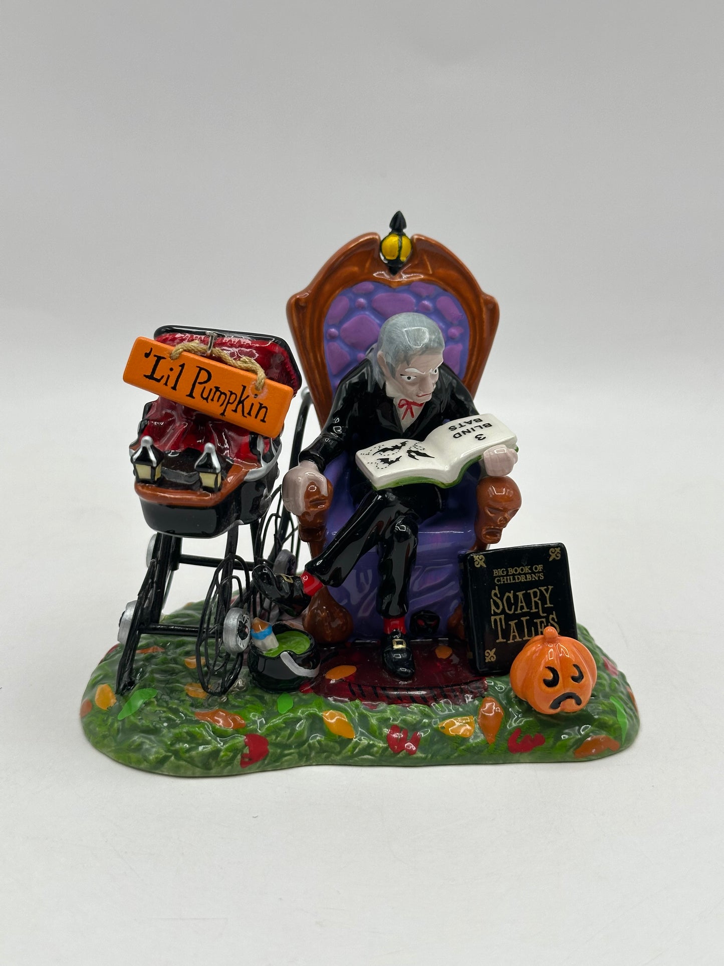 Dept 56 Original Snow Village Halloween A Gravely Haunting - 2006