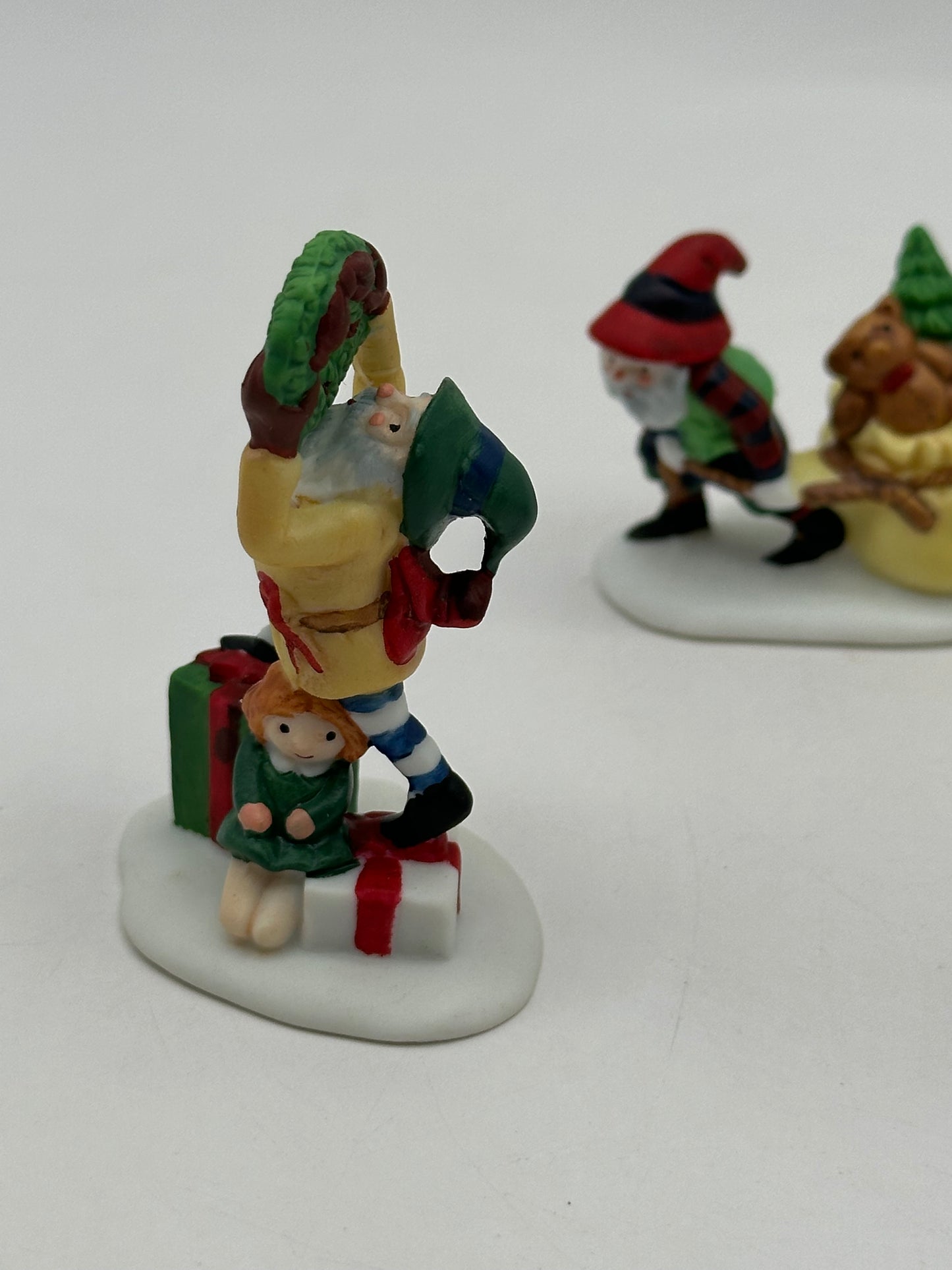 Dept 56 North Pole Santa’s Little Helpers