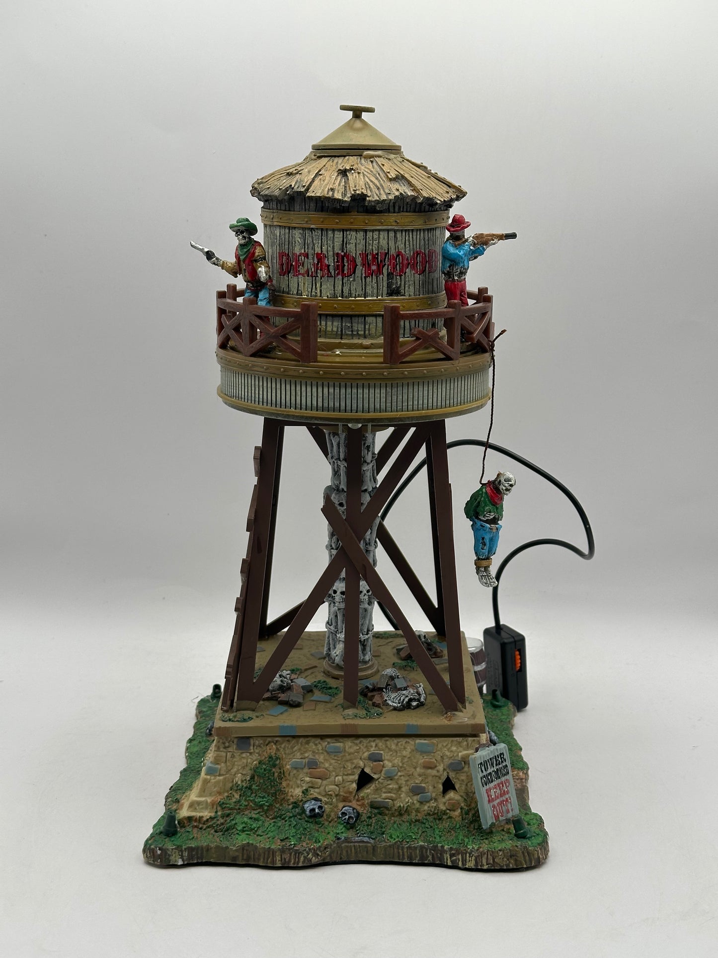 Lemax Spooky Town Deadwood Water Tower