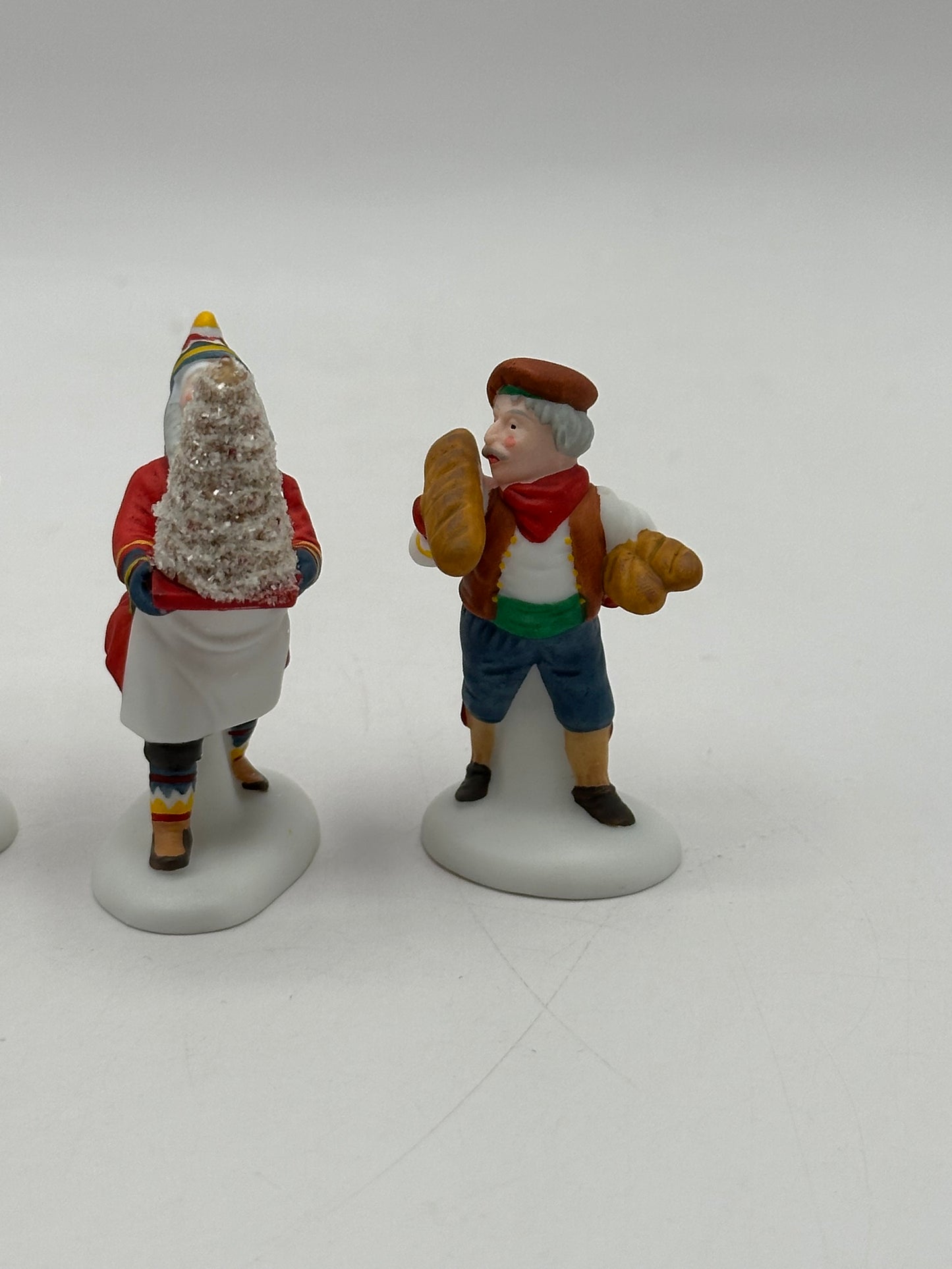 Dept 56 North Pole Early Rising Elves