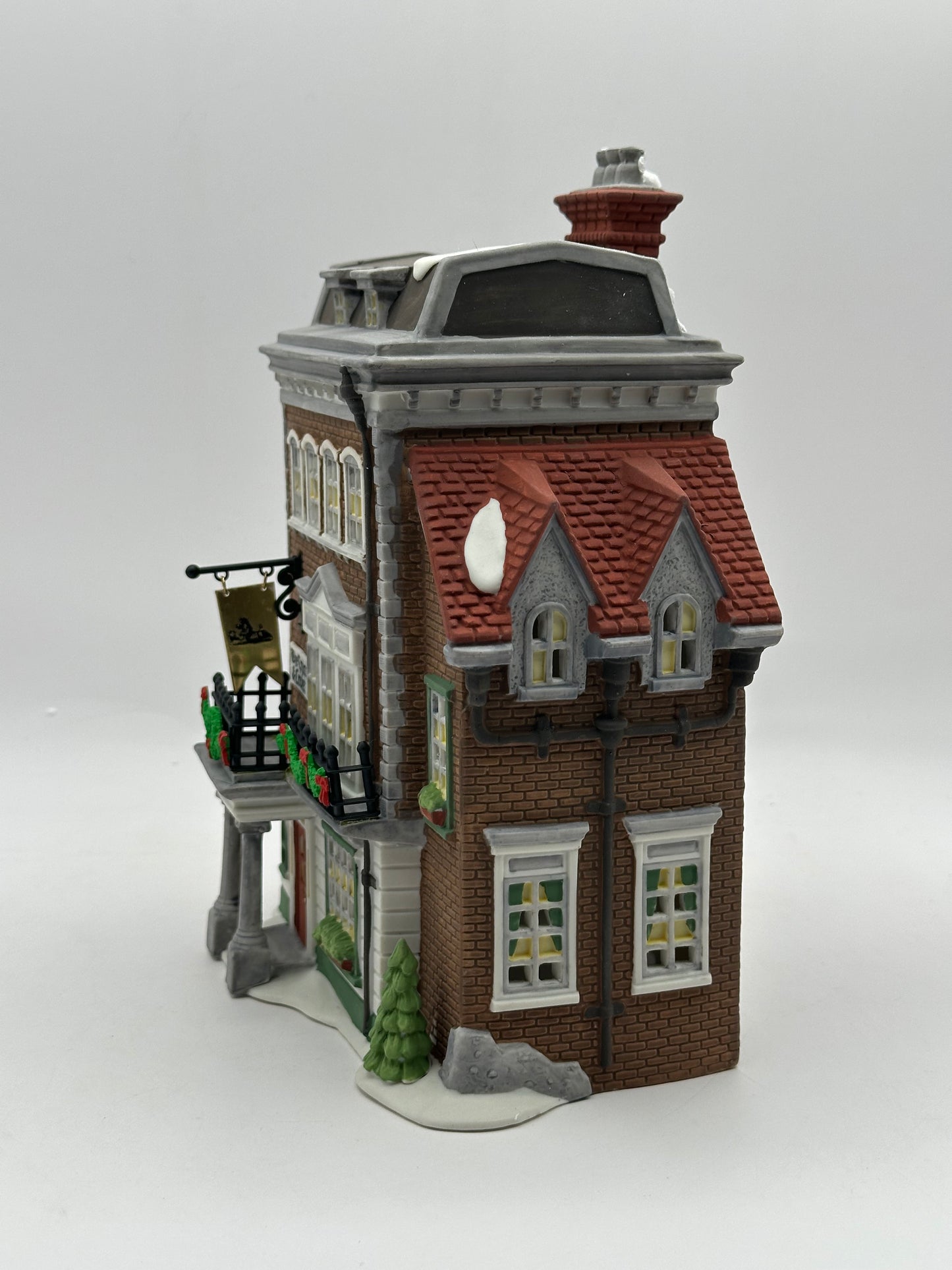 Dept 56 Dickens’ Village Crown & Cricket Inn