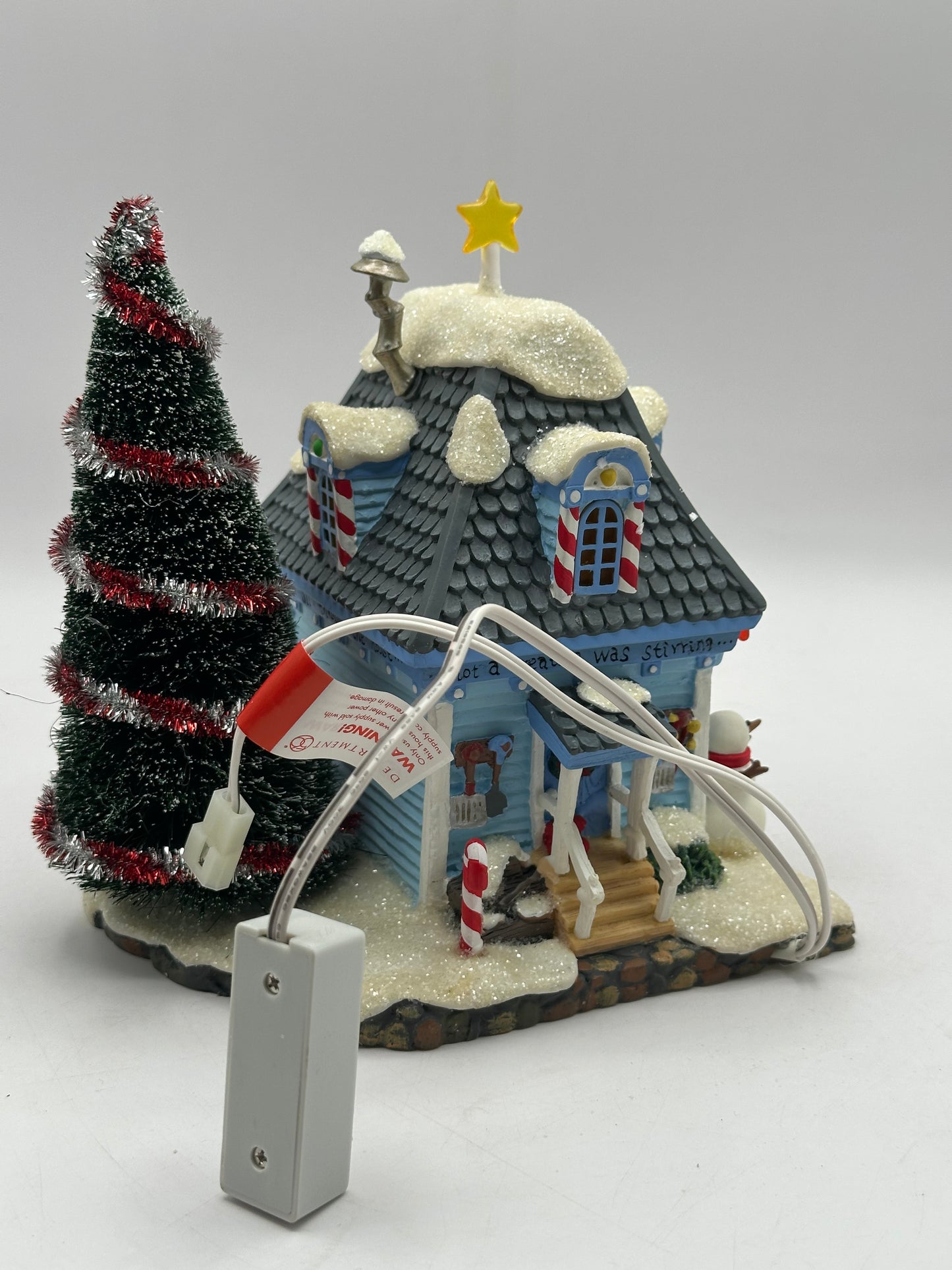 Dept 56 ‘Twas The Night Before Christmas - Oh Such A Clatter Garage