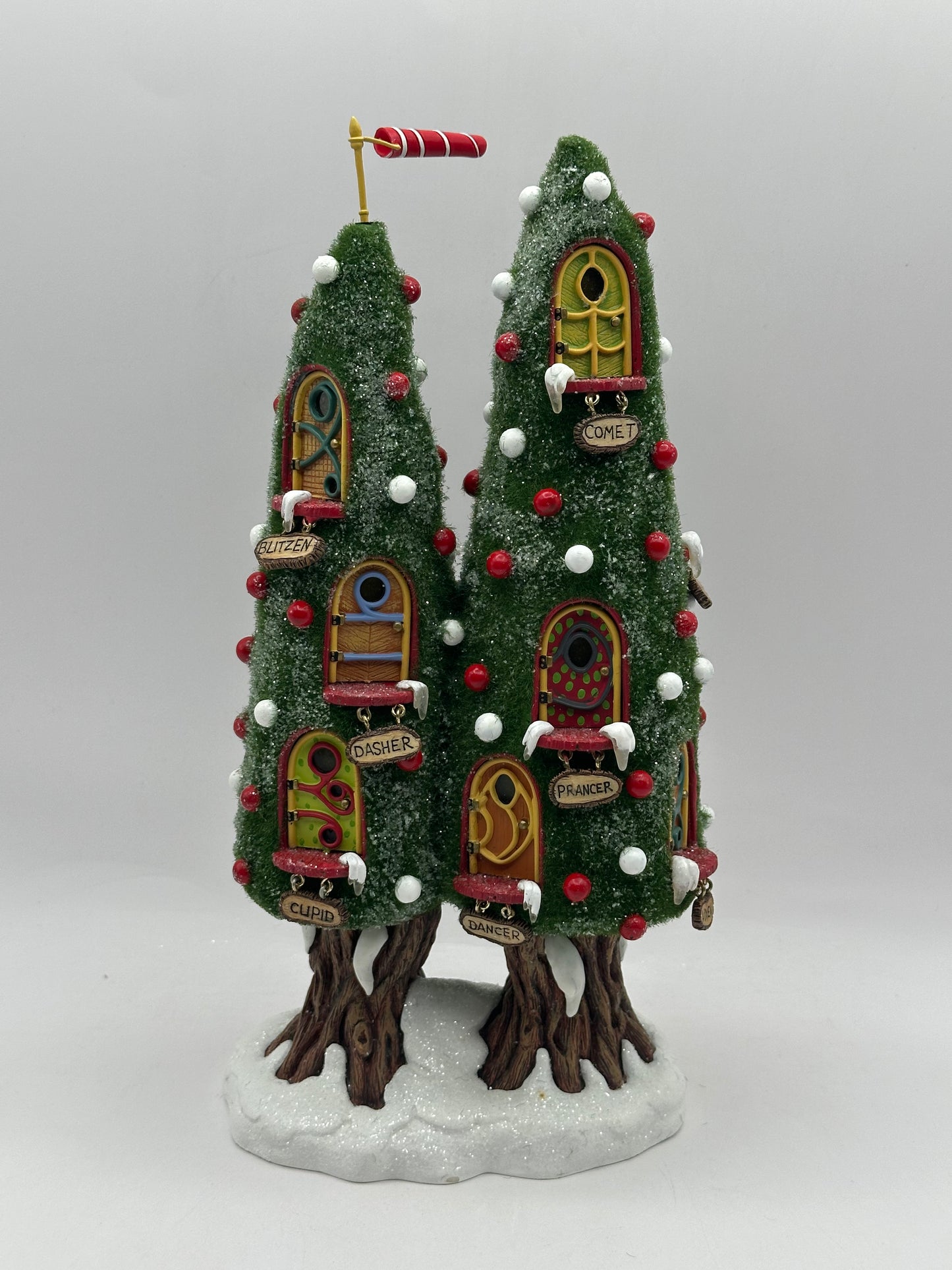 Dept 56 North Pole Woods Reindeer Condo