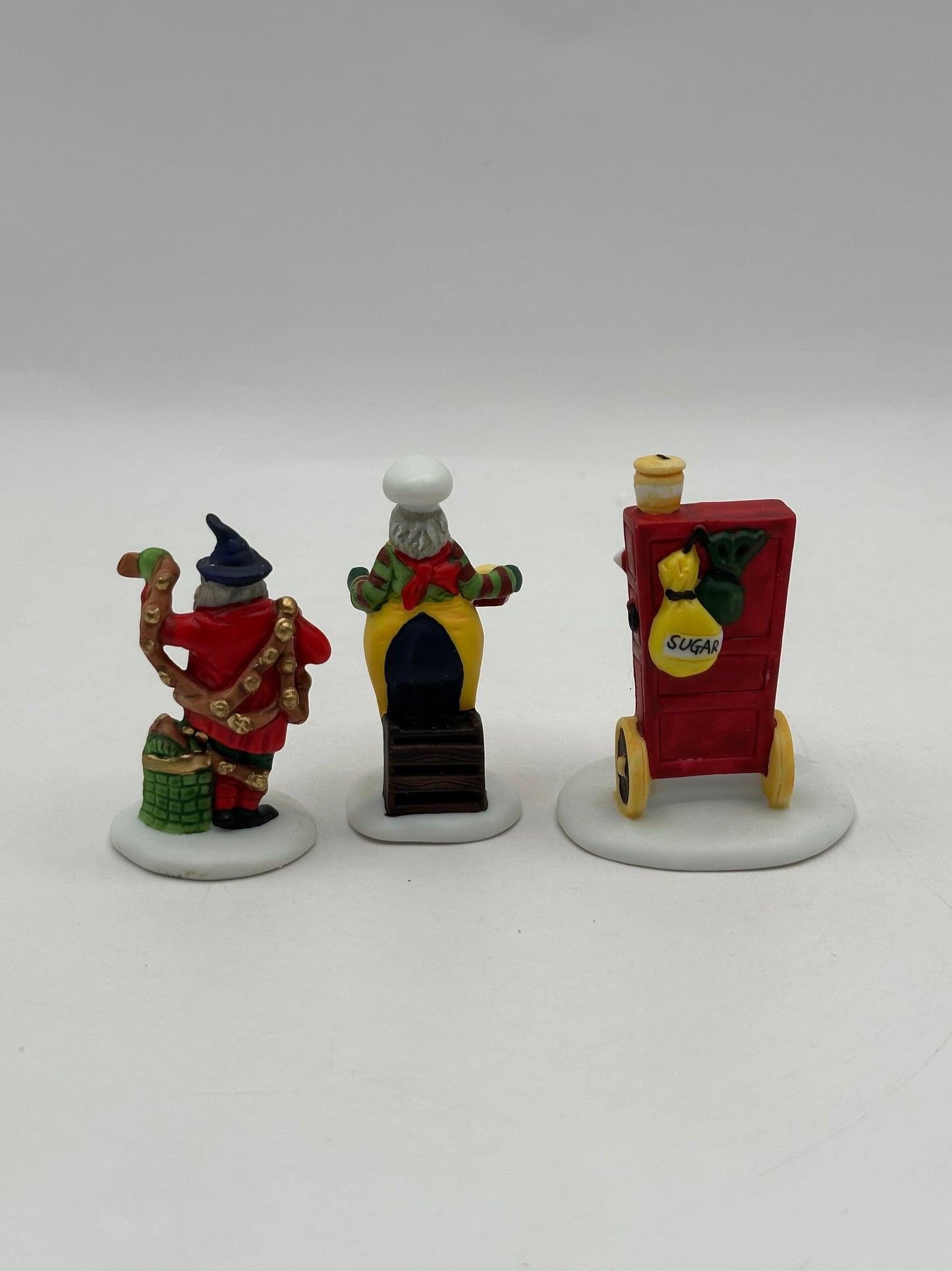 Dept 56 North Pole Baker Elves