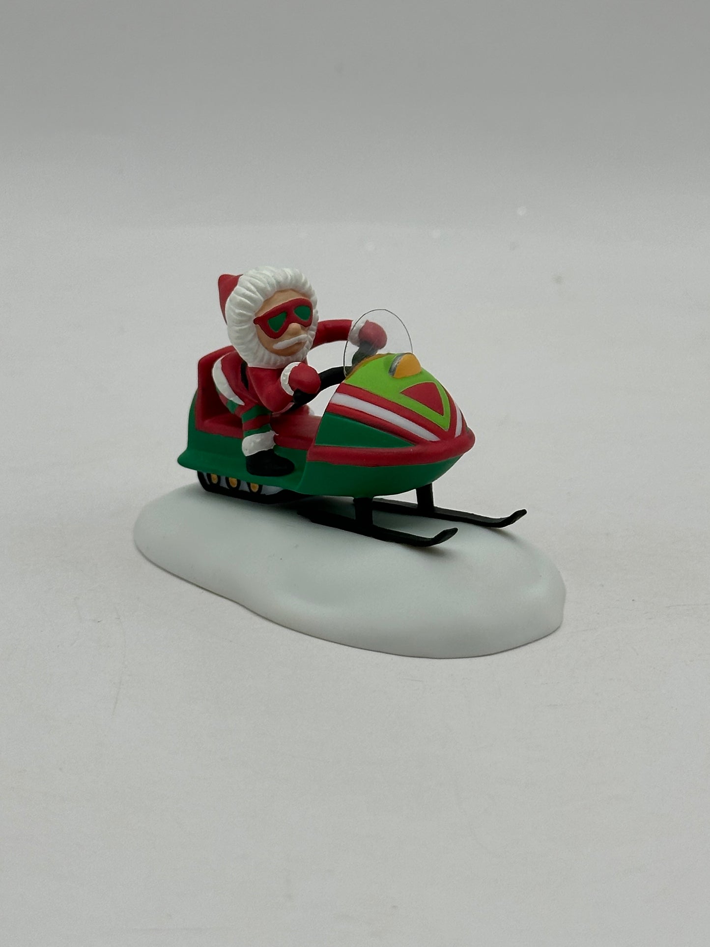 Dept 56 North Pole Cutting The Trail