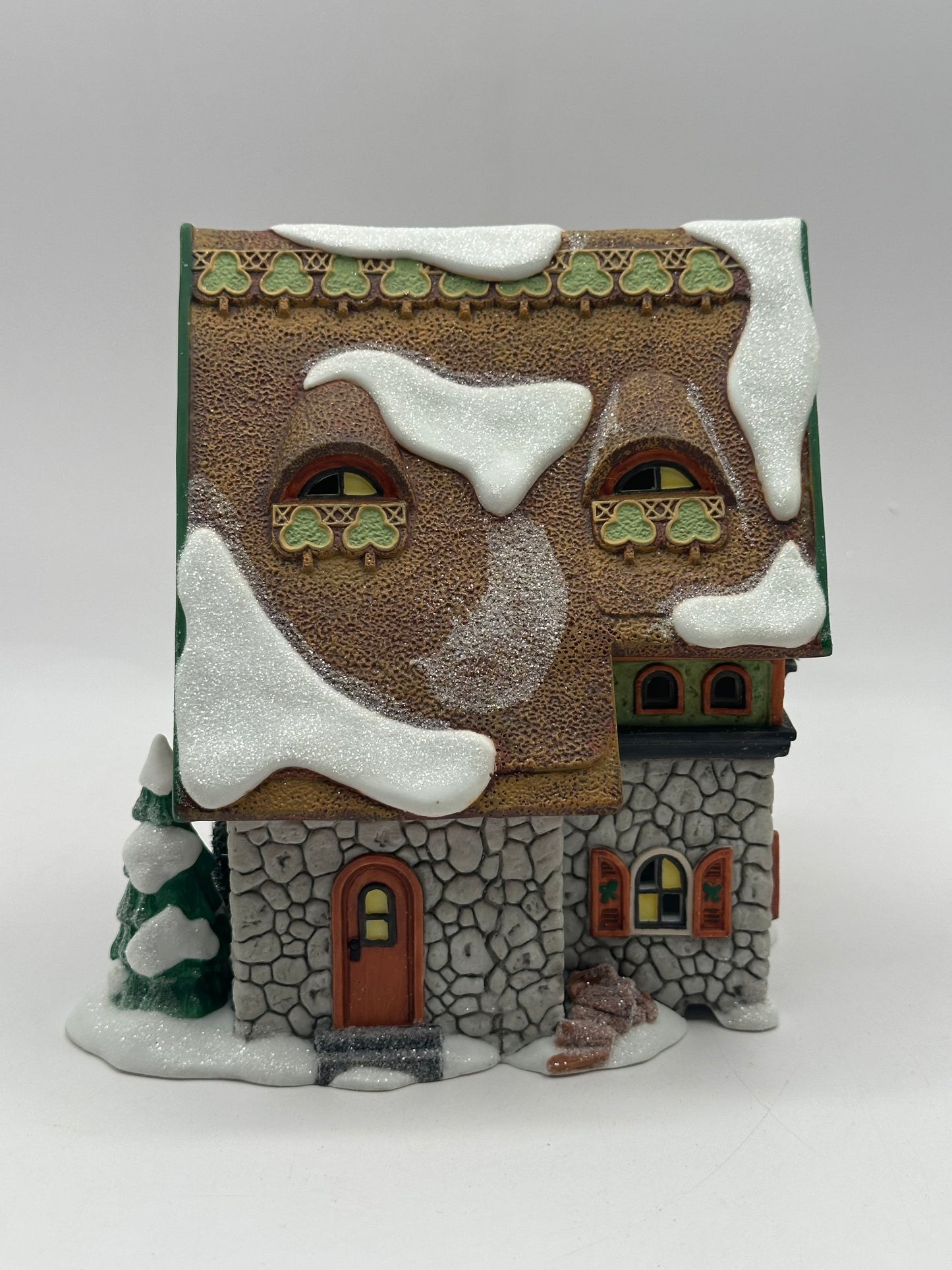 Dept 56 North Pole McElfin’s Irish Restaurant & Gifts