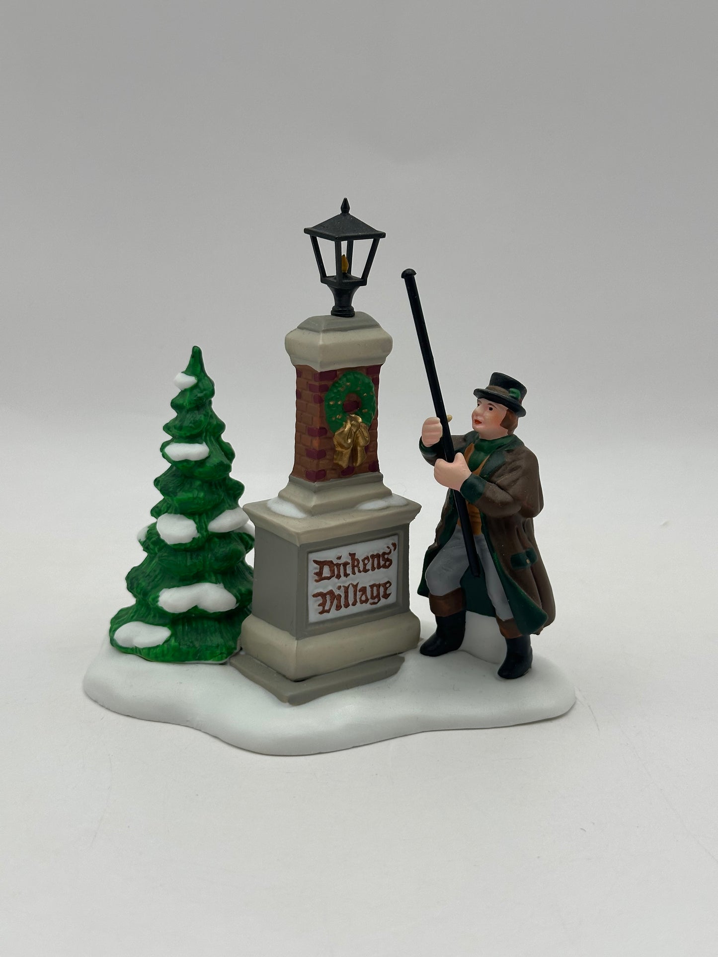 Dept 56 Dickens’ Village Ye Olde Lamplighter