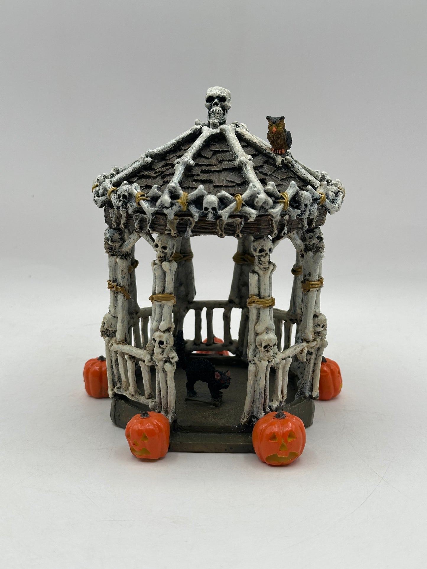 Lemax Spooky Town Skeleton Gazebo