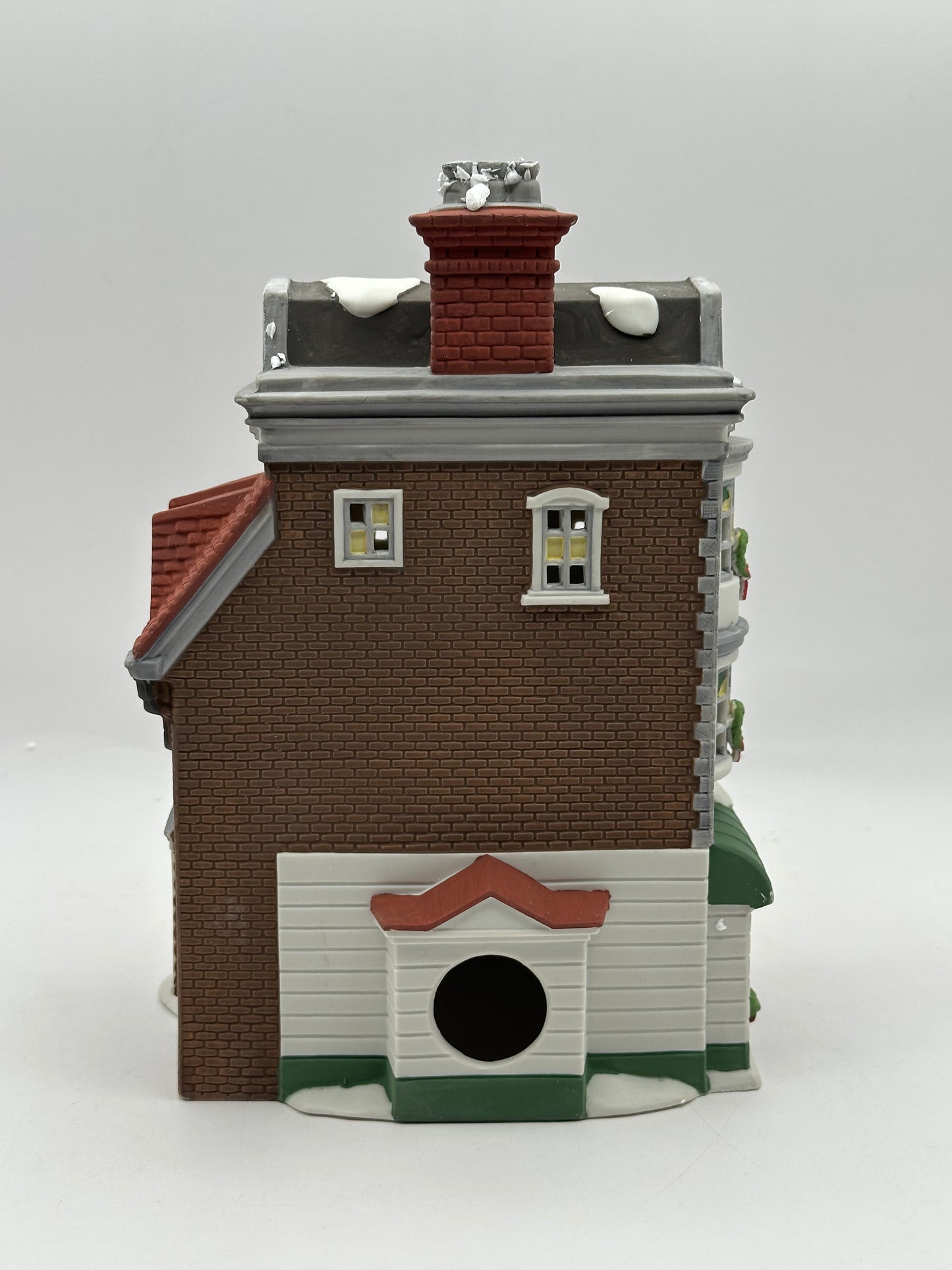 Dept 56 Dickens’ Village Crown & Cricket Inn