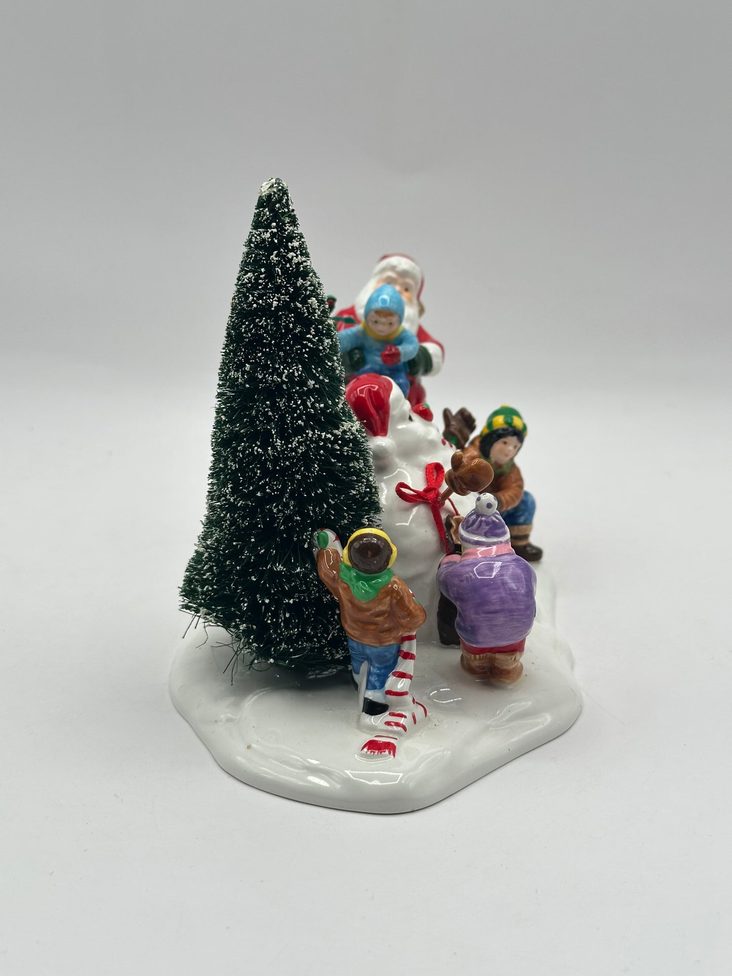 Dept 56 Original Snow Village Santa Comes to Town 1998