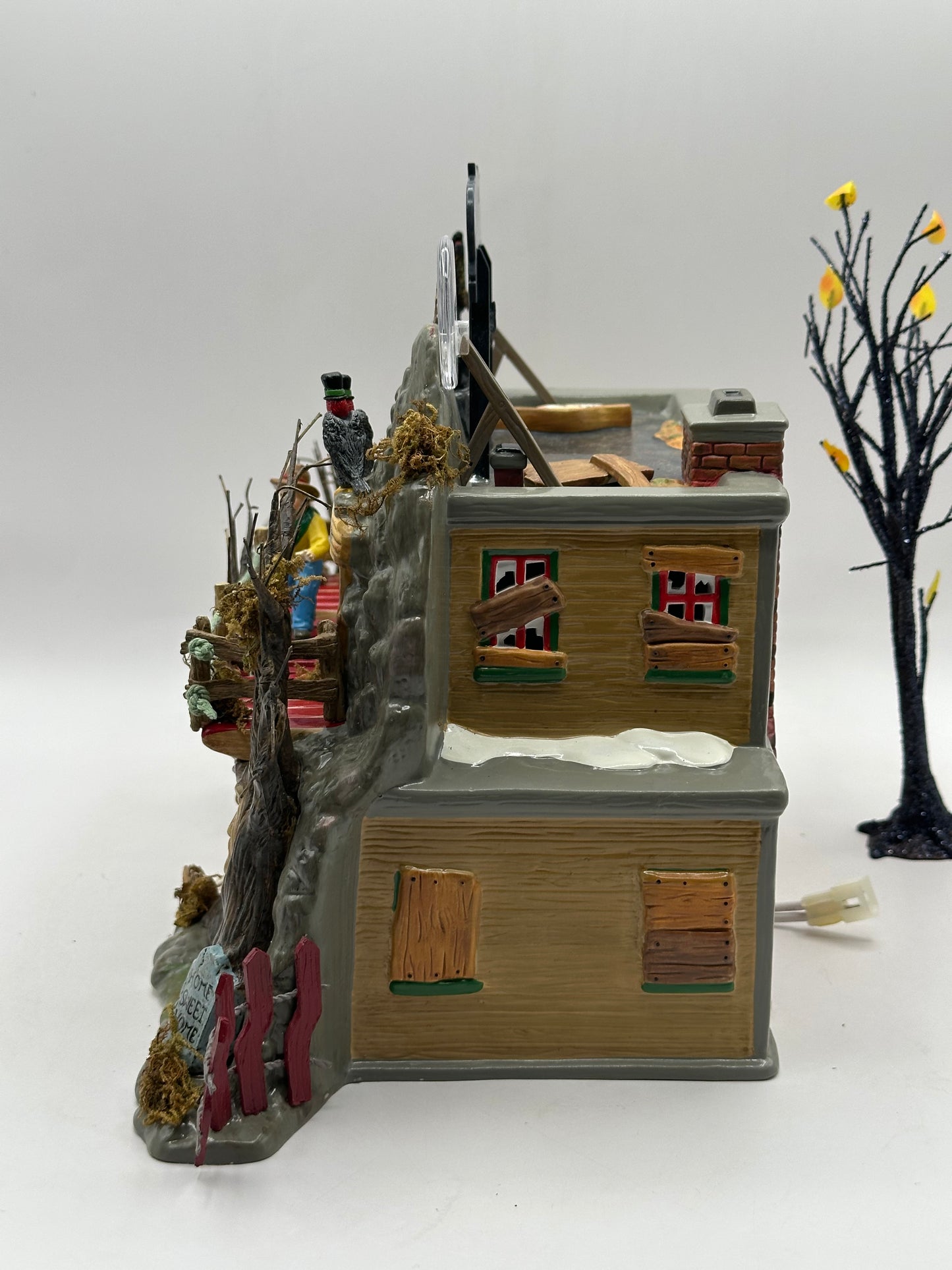 Dept 56 Original Snow Village Halloween Haunted Fun House