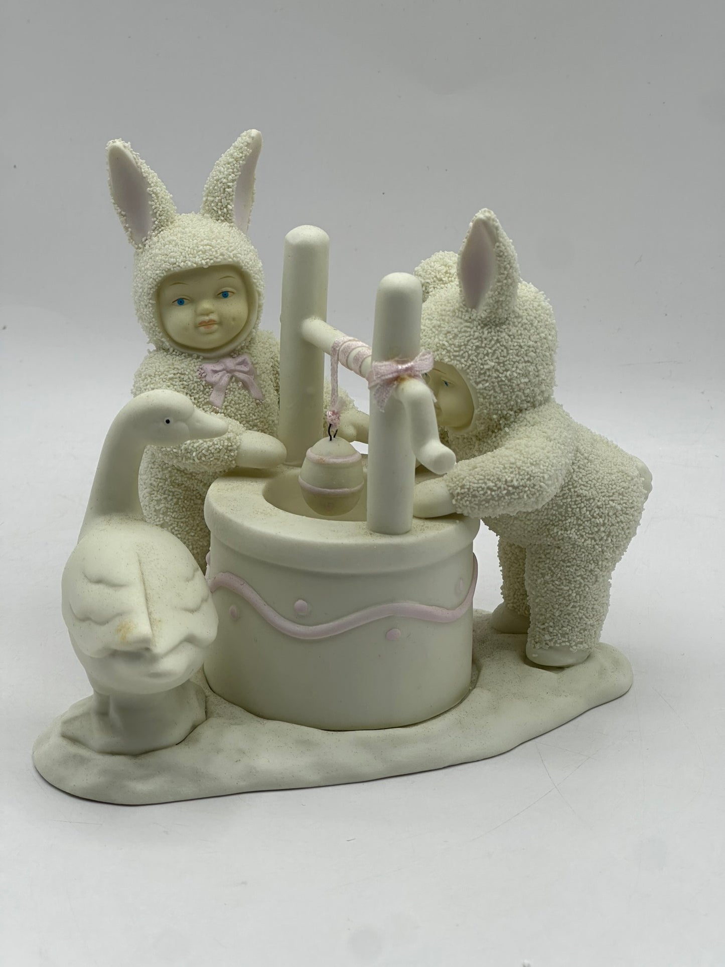 Wishing You A Happy Easter-Wishing Well - Easter 1995 - Department 56 Snowbunnies