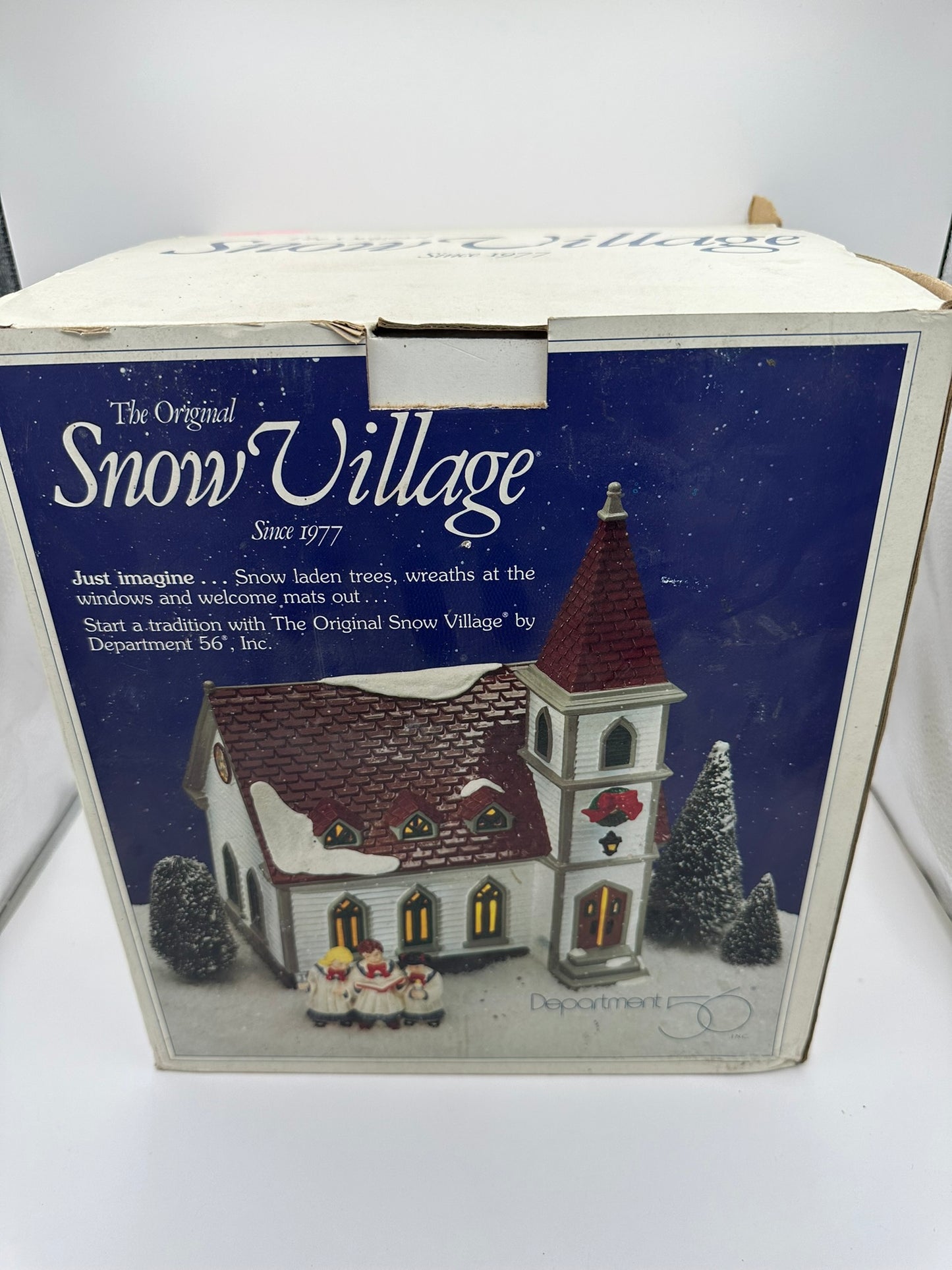 Dept 56 Original Snow Village Shady Oak Church Gift Set