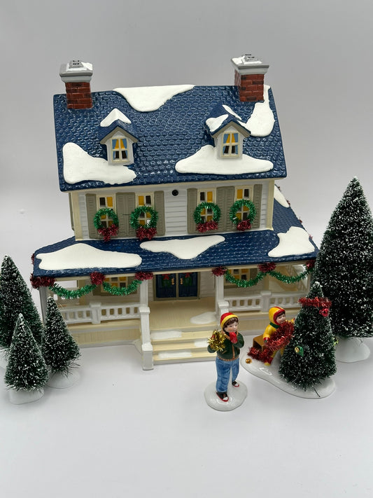 Dept 56 Original Snow Village Snow Pines Inn