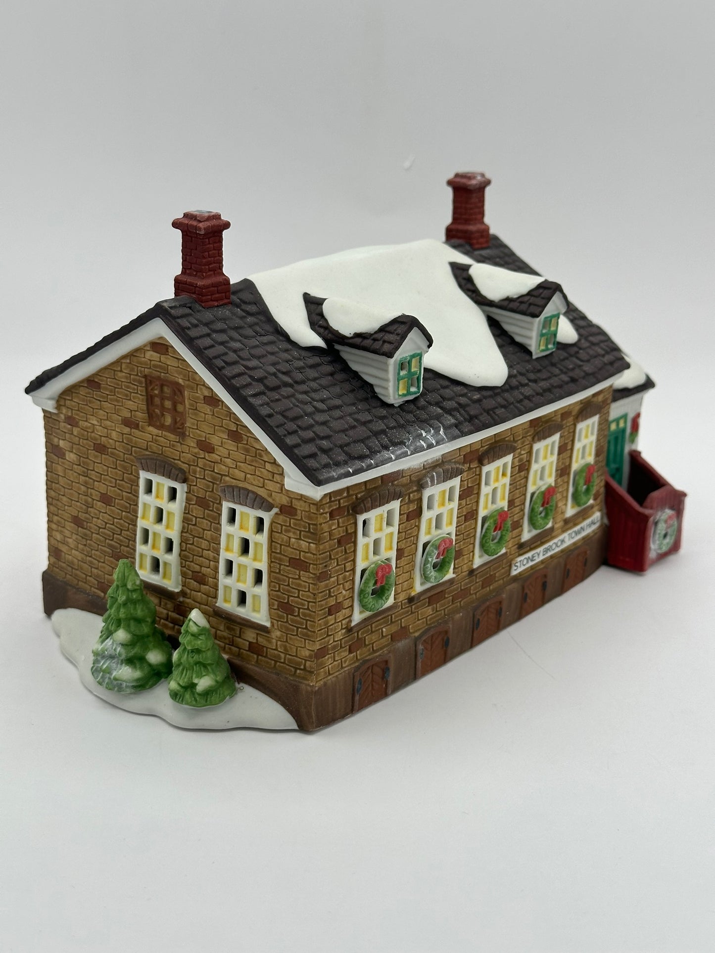 Dept 56 New England Village Stoney Brook Town Hall