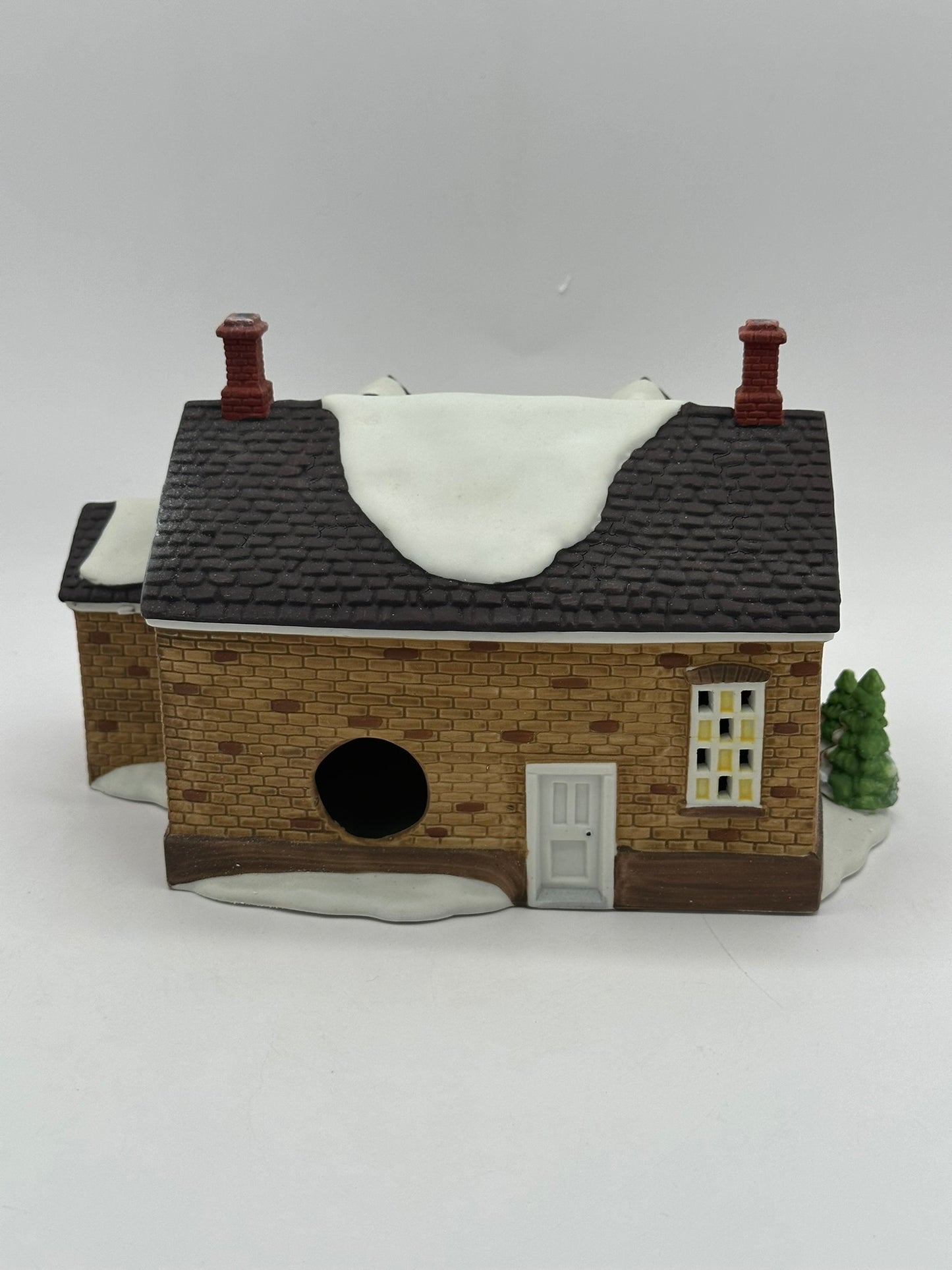 Dept 56 New England Village Stoney Brook Town Hall